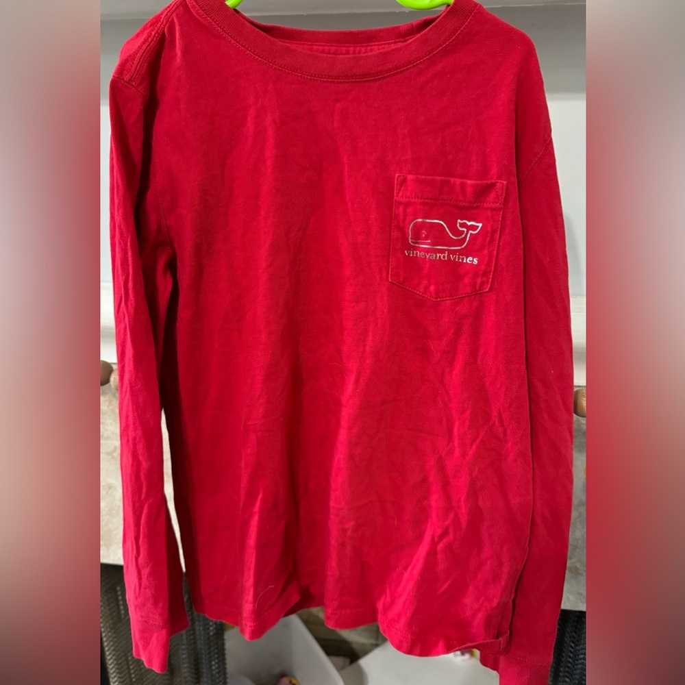 Vineyard Vines size M long sleeve shirt